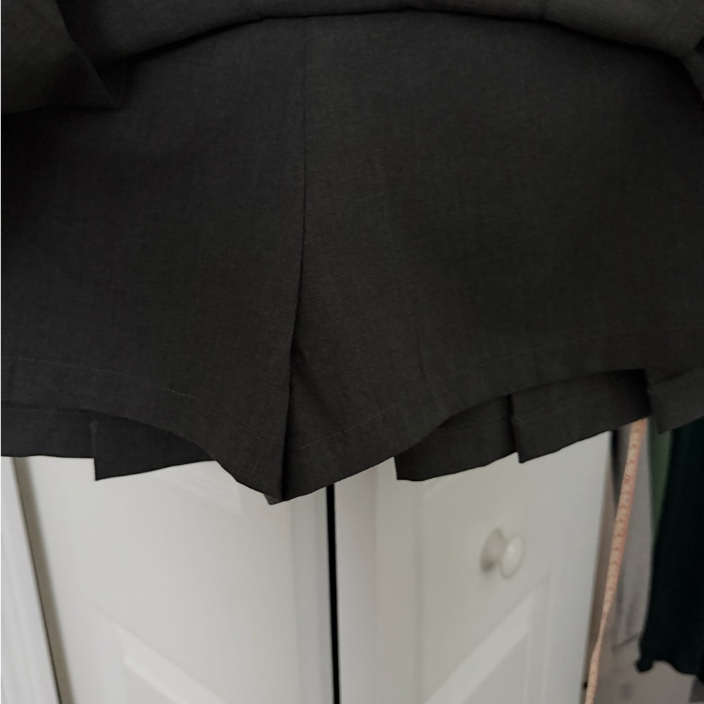 Zara Dark Charcoal Pleated Mini Skirt - Picture 7 of 8